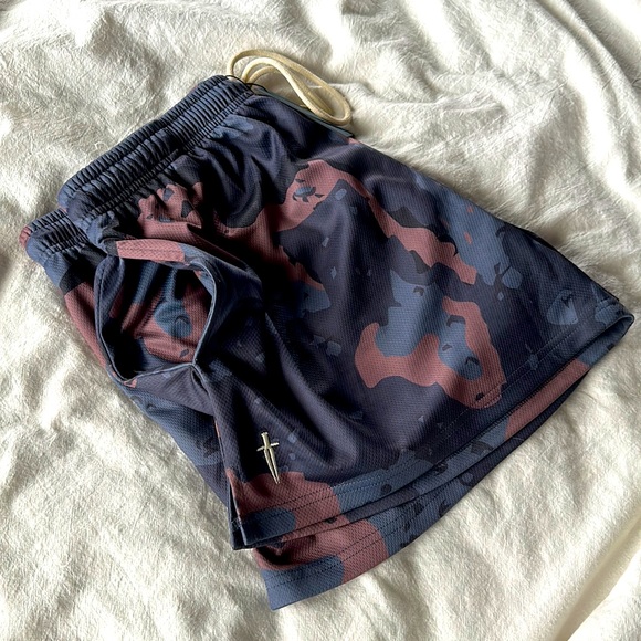 Women’s Chip Camo Mesh Short- Dark Ridge - Picture 4 of 7